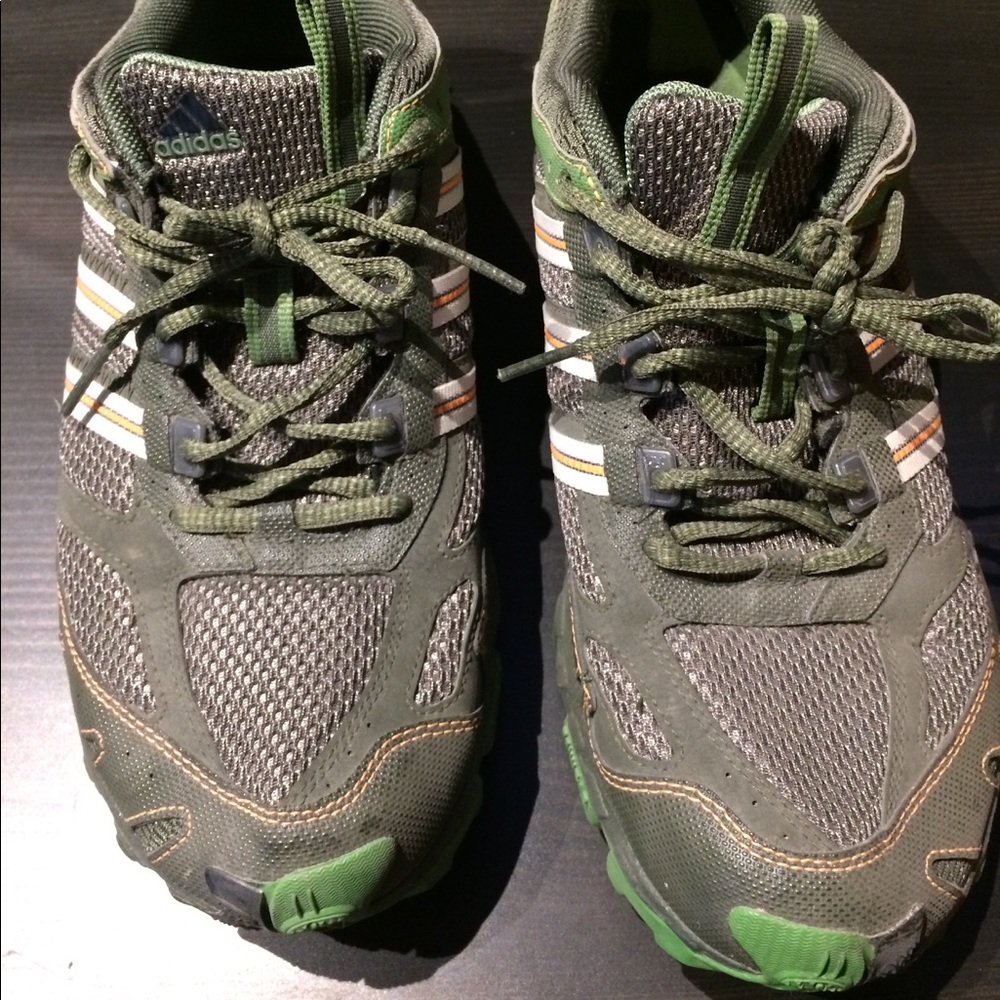 NWOT Men's Adidas Trail running shoes